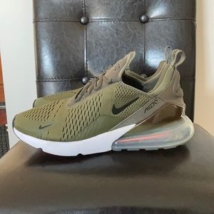 Nike Air Max 270 Men’s Size 11